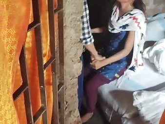 Boyfriend Fucky-fucky Vid gets her cock-squeezing Indian coochie clipped hard by Viral Boost everywhere steamy homemade vid