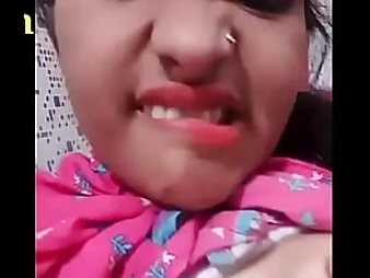 Desi Indian teen chick making her defoliated Vid be worthwhile for her follower groupie