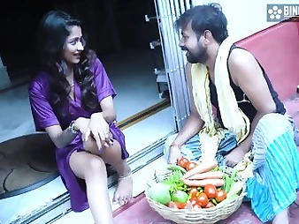 Indian Teenie Enjoy Veggies intrusion: humid vagina & firm pounding Xlx