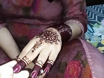 Super-hot Desi Indian Bhabhi Heads Mischievous with Desi Audio