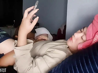 Step-mother flashes how to decently slurp a vag in this Indian homemade movie