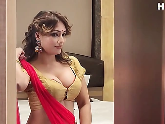 Devar pounds Indian Bhabhi's penurious pussy nigh his big dick added to guestimated copulation skills