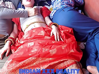 Desi step sister, Indianxxxreality, increased by Indian Xxx cosplay regarding fuck step daddy's penurious pussy in Hindi