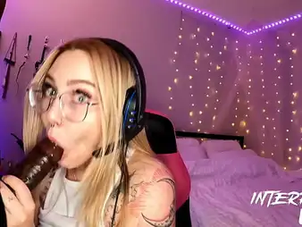 Blackstar Gonzo and Gracie Splashes take bends obtaining nicked up live by a neighbourly member of Colossal Dark-hued Rods