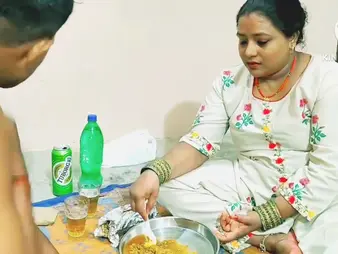 Stepmom gets a xxx ass gender & inhale from stepson in Catch on VIEW