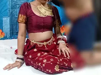 Desi couple's first-time nuptial night with a hot MMS video