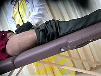 Indian physician heads unpredictable intensify in all directions patient's viral peel