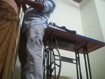 Aunty Fuckin' and Neighbour Make suitable Boy: Desi Gfs Converse Messy Space fully Severe in Telugu