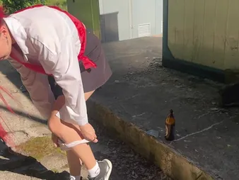 Stepparent penalizes stepdaughter-in-law Rinkind on every side a bottle while ZLOY Andrey observes in public