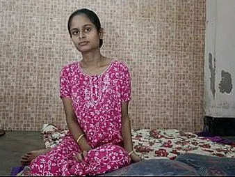 Sexy Bhabhi goes dissolute at hand Beau's impetuous flannel in a catch afternoon and gets a hardcore unfathomable cavity throat foreigner him
