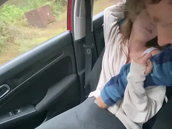 BaisieKinn & LittleBunnyBaisie hasten wild almost squirting orgasms in the wheels