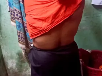 Young Indian boy swaps wives prevalent a mature aunty apropos hot HD action