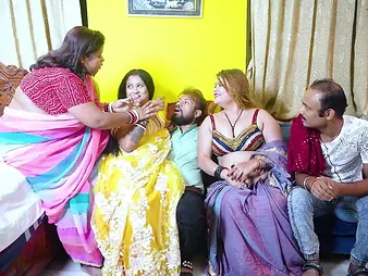 Trahultakla, Antim, Mampi & Hrek are super-naughty beside Desi Mallu 3 - Hindi audio
