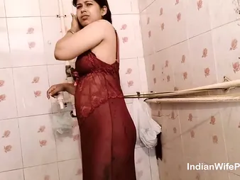 Indian Wife Hot Sex In Bathroom While Pretty Shower