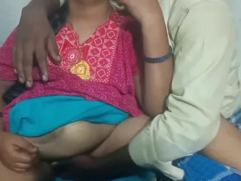 Kerala Mallu's homemade orgy with village alms-man and his hot wifey